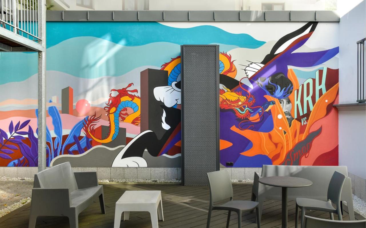Well Well Aparthotel Krakow Luaran gambar